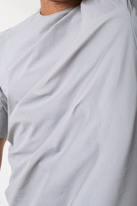 Reflect® Mesh T-Shirt Grey — reflective branding detail