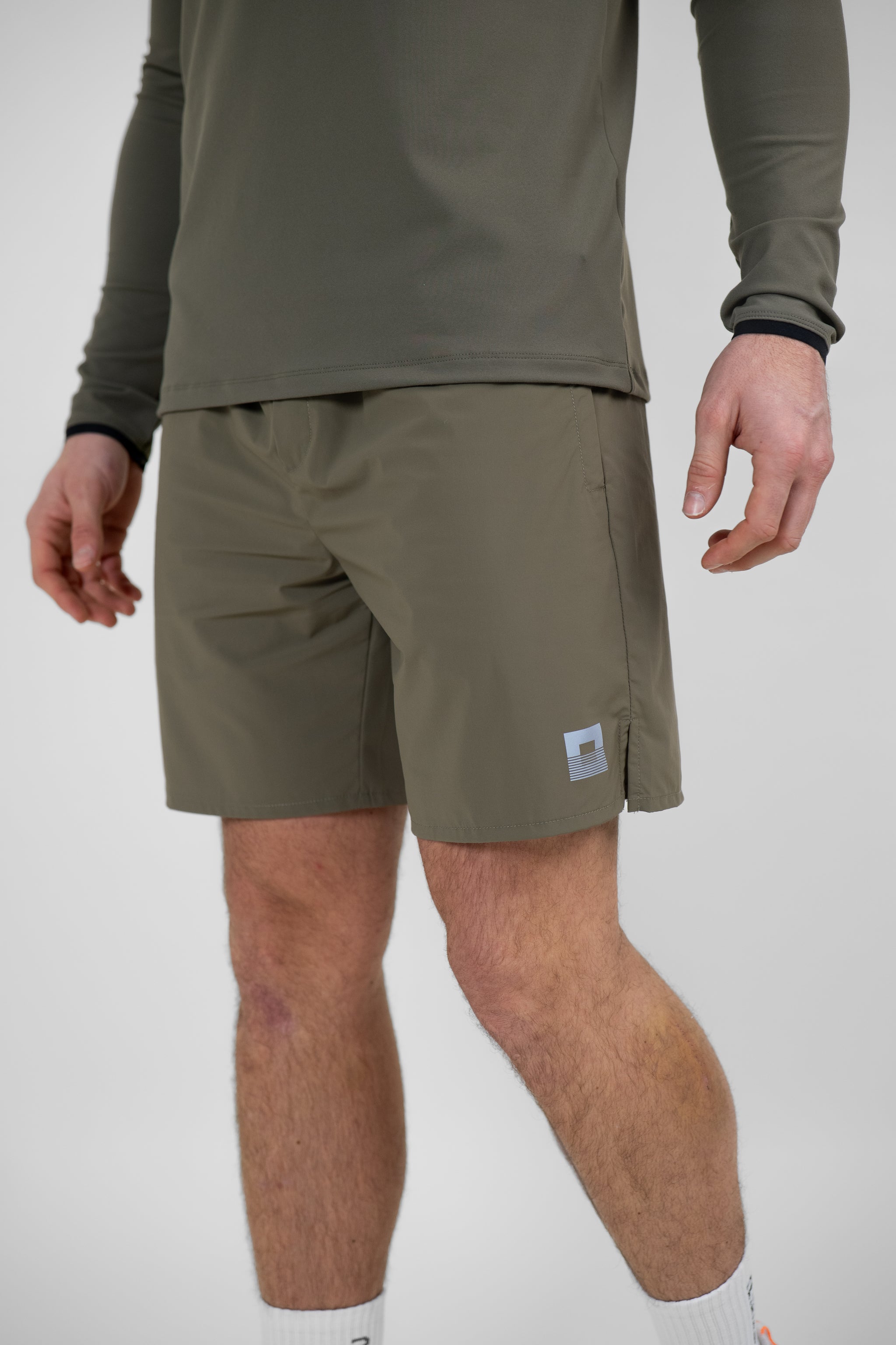 Core ID Short Khaki
